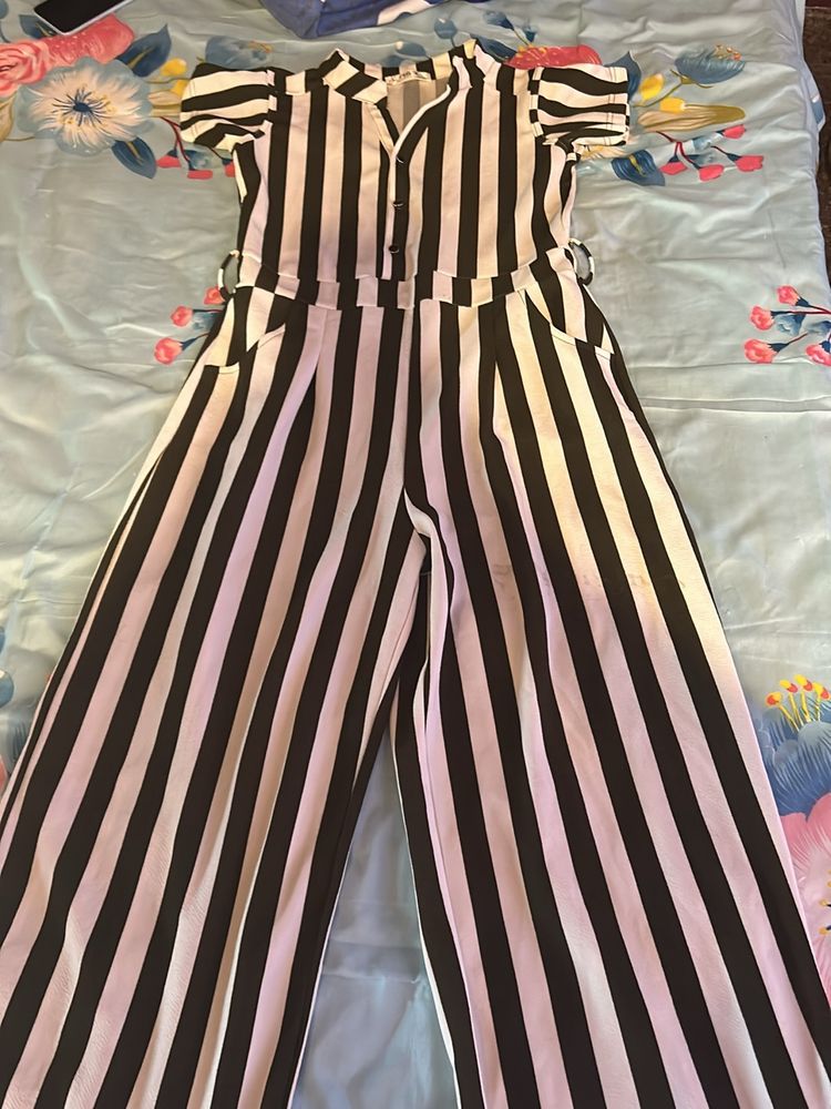 White And Dark Green Stripes Jumspsuit