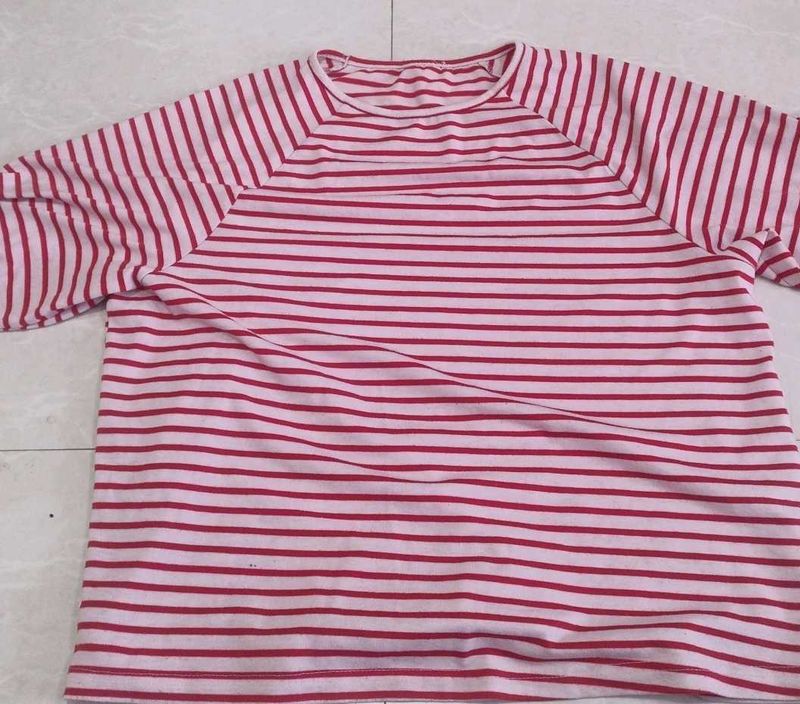Striped Red &amp; White T-Shirt