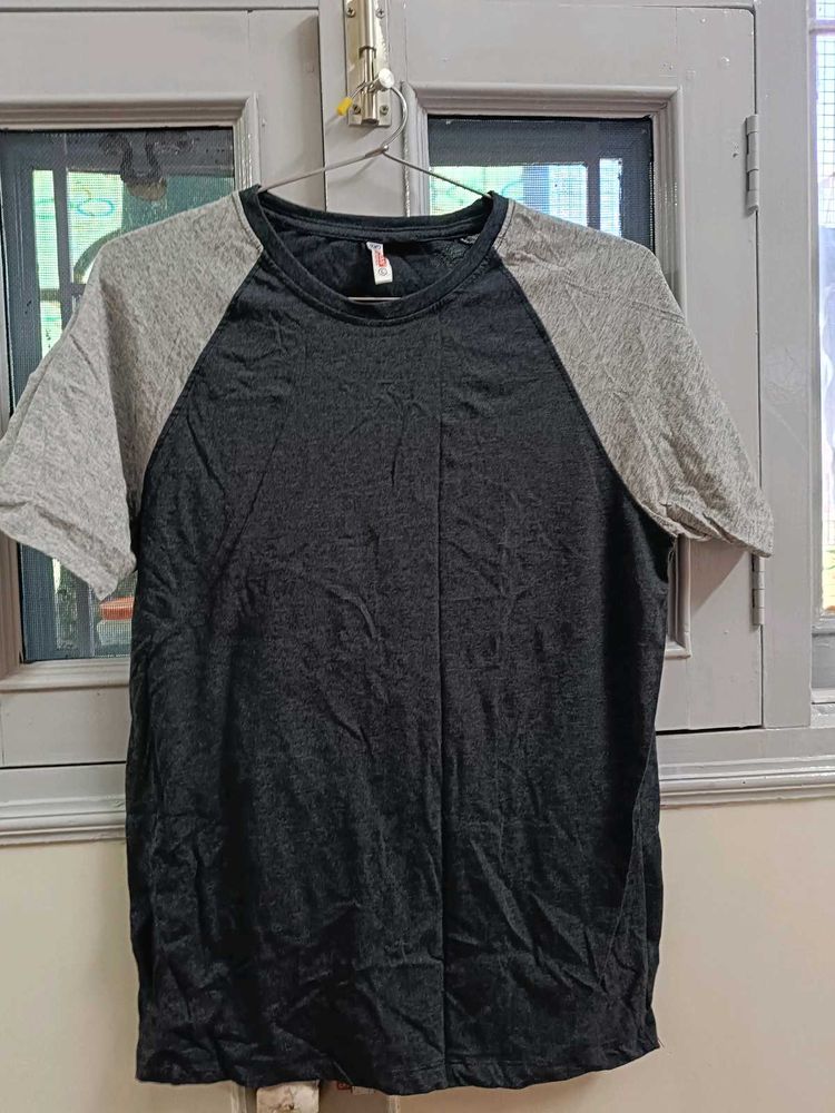 Two-Tone Raglan T-Shirt