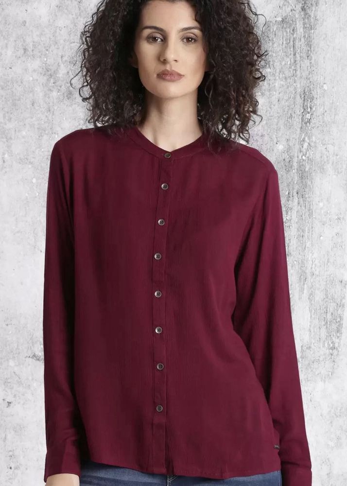 ₹190 Women Burgundy Solid Casual Shirt - XL