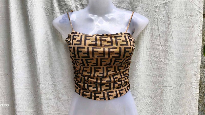 DAMN GORGEOUS RUCHED TOP