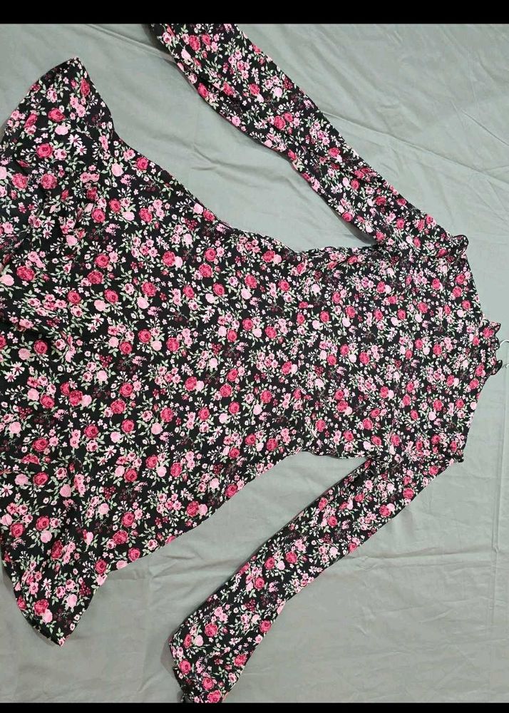 🌸H&amp;M Dream Floral Print Long Sleeve Dress