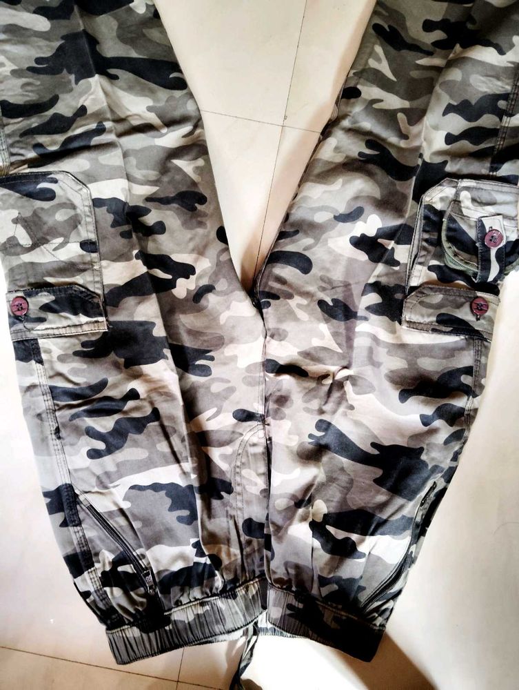 Military Style Cargo Pants | Army P