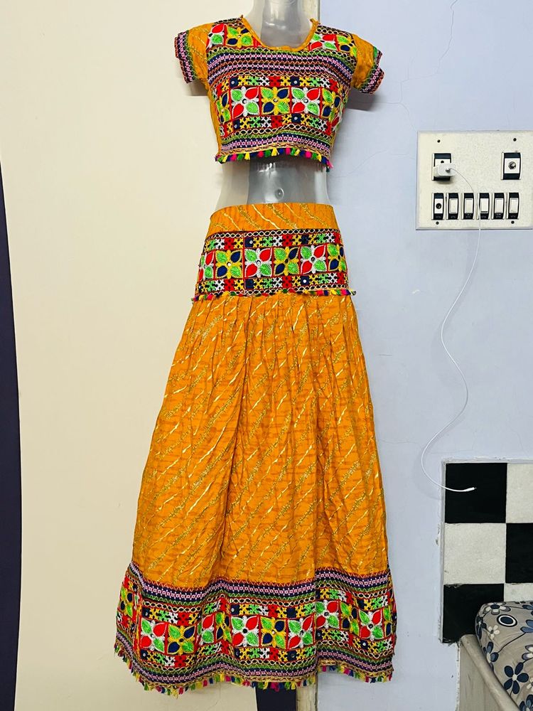 Festivals Embroidered Blouse &amp; Skirt Set