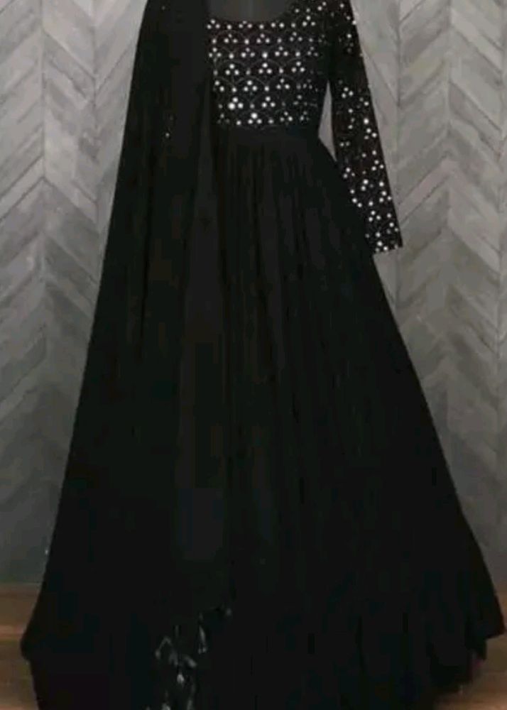 Black Gown Set With Dupatta