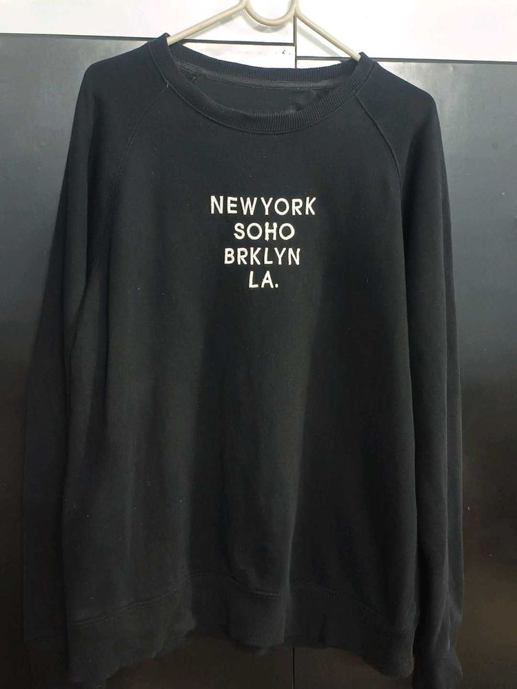 Heavy Fabric Black Graphic Sweatshirt