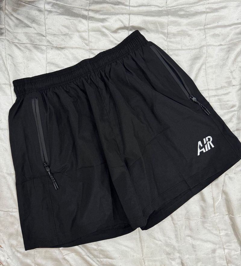 Black nike shorts