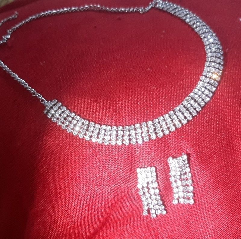 New Choker Set