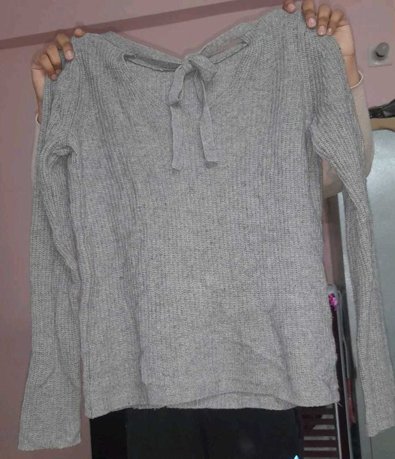 Woolen Light Weighted Sweater For Winters