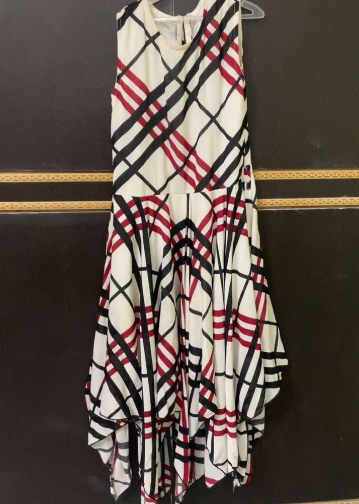 Patterned Sleeveless Dress