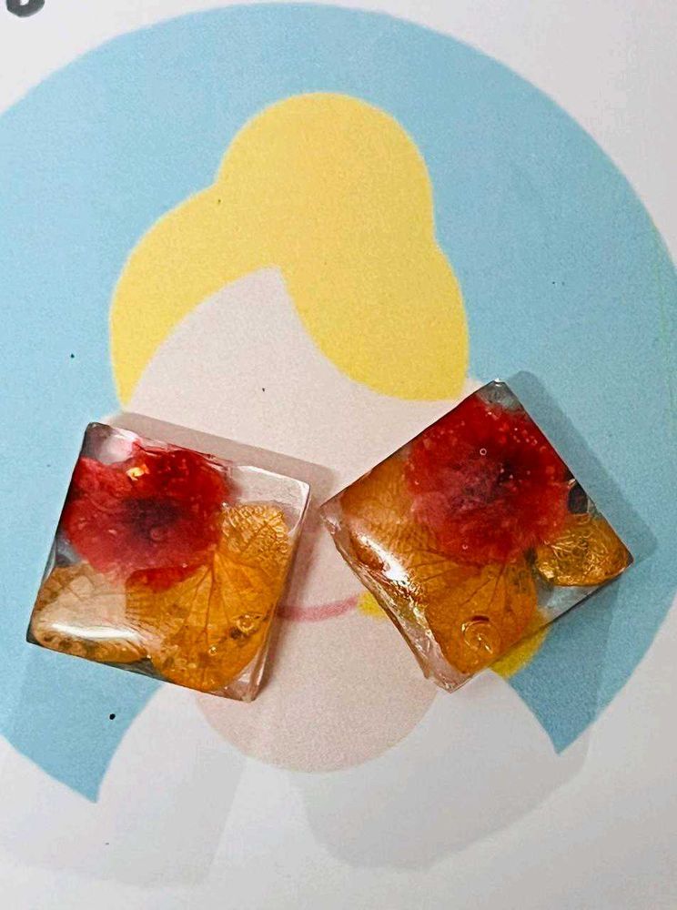 Floral Resin Earrings