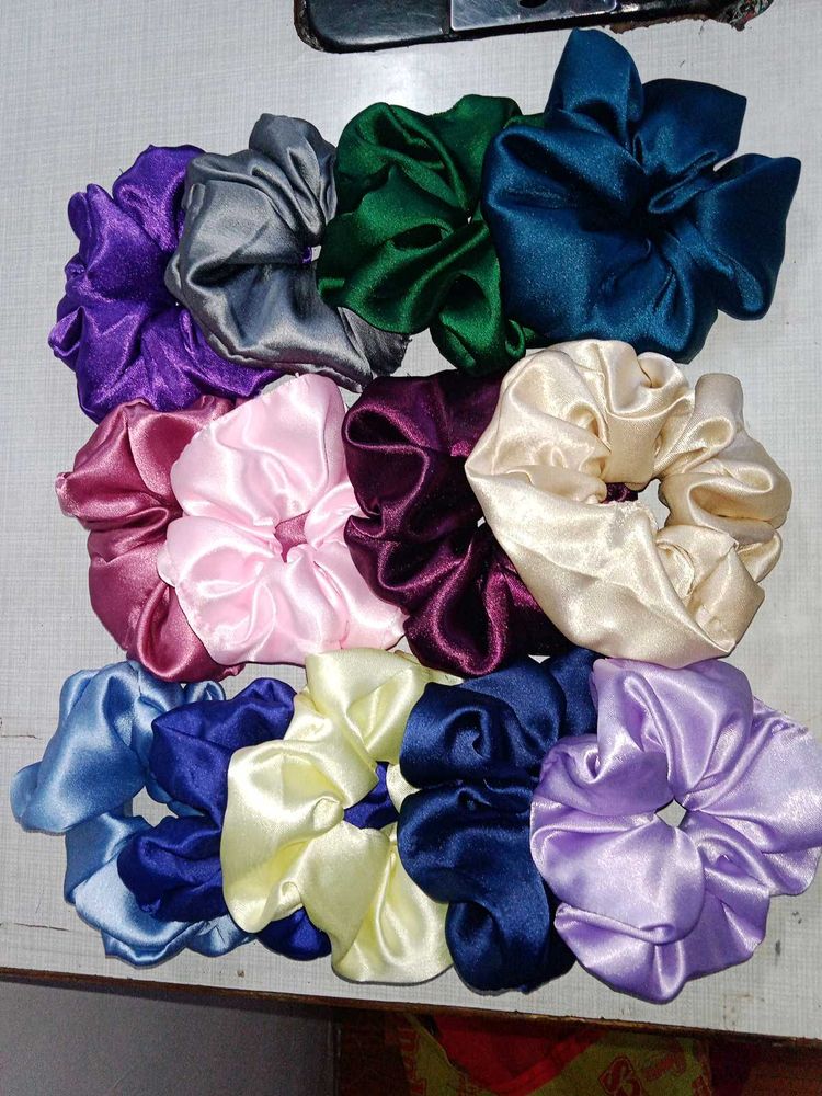 12 Pice Colorful Scrunchie Set