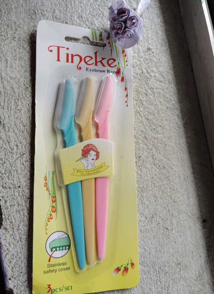 Tineke Eyebrow Razor Set