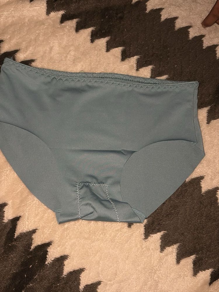 A Pack Of 4 Panties