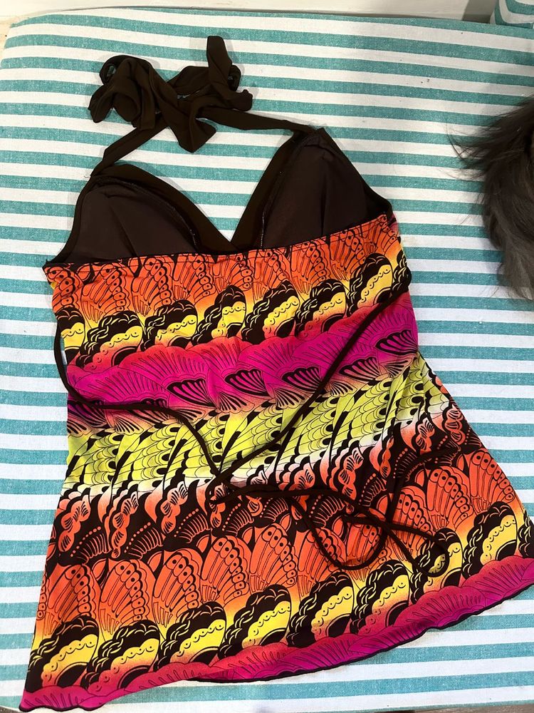 Tops Bundle Of 4