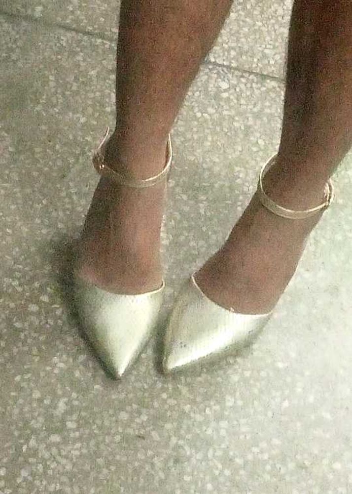 Golden Pointed Heels
