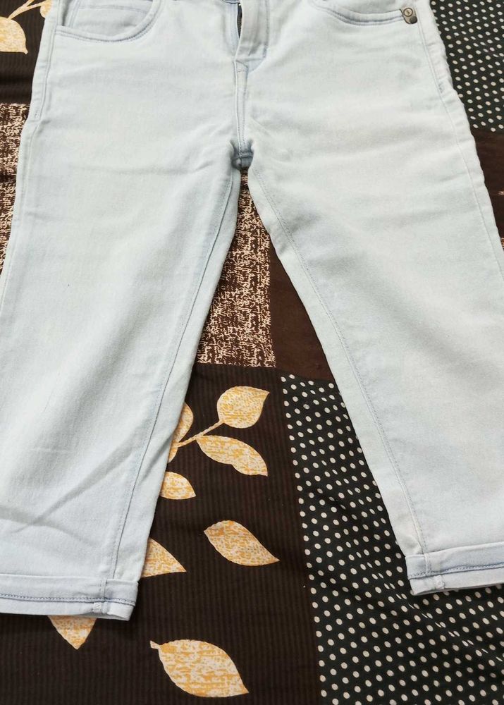 Capri For 8 To 10 Year Girl