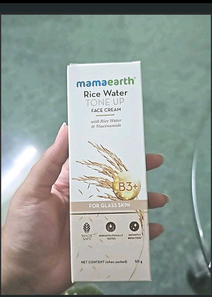 mamaearth tone up cream