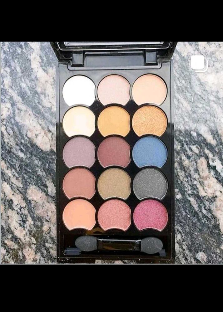 SFR 15 colour Eyeshadow Palette