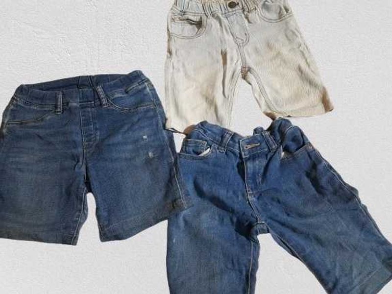 Uniqlo Short Pant For 2 To 4 Years