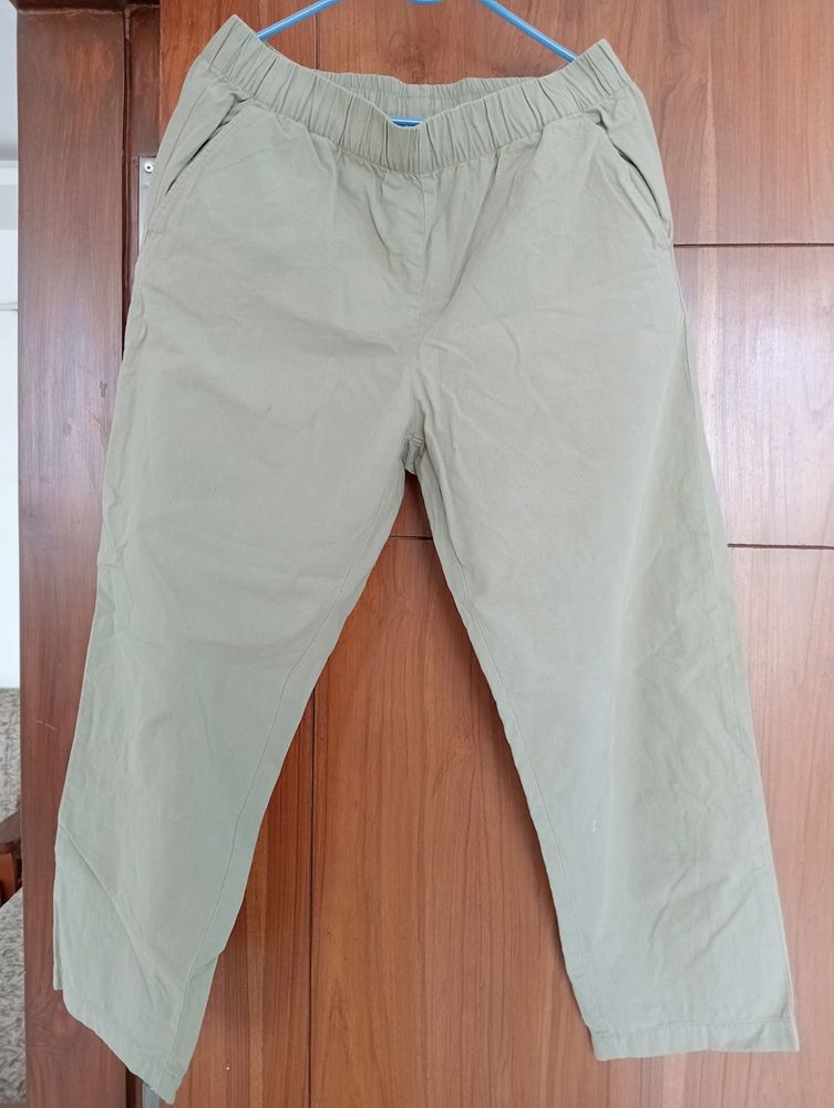 Comfortable uniqlo Casual Trousers