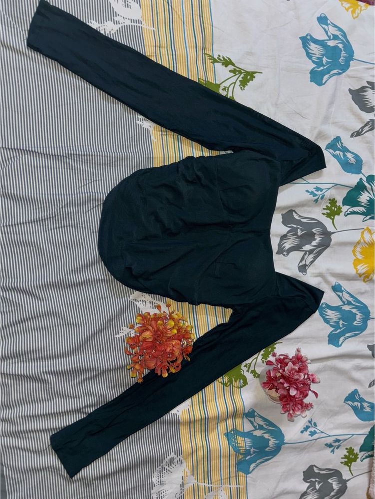 💚 Elegant Dark Green Mesh Top.NOT WORN EVEN ONCE.