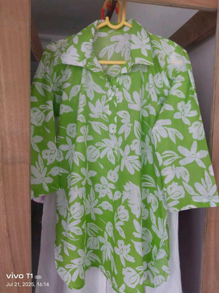 Floral Green Top