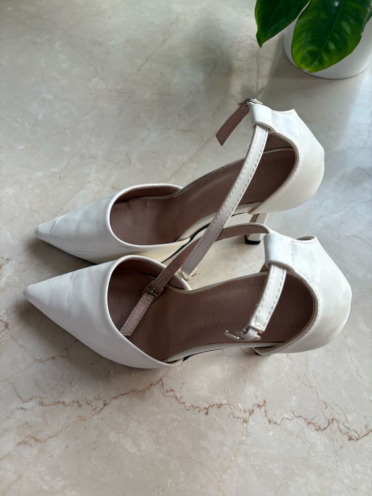 white formal/casual