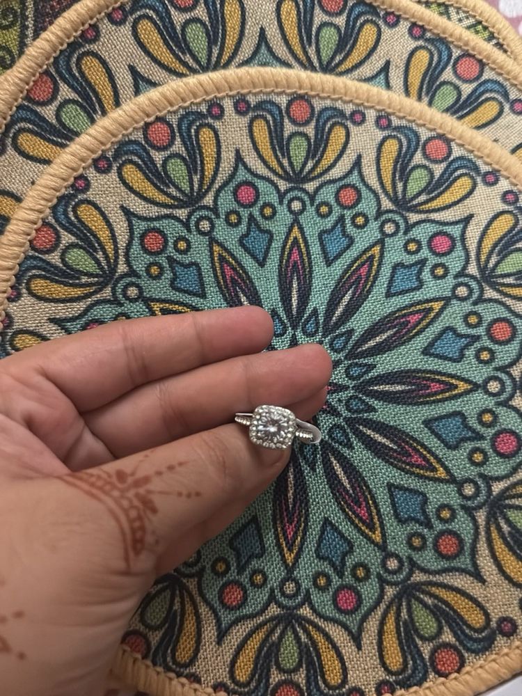 Sparkling Silver Ring