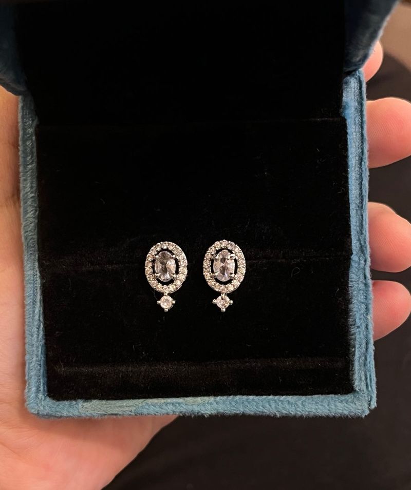 AD STONE EARRINGS