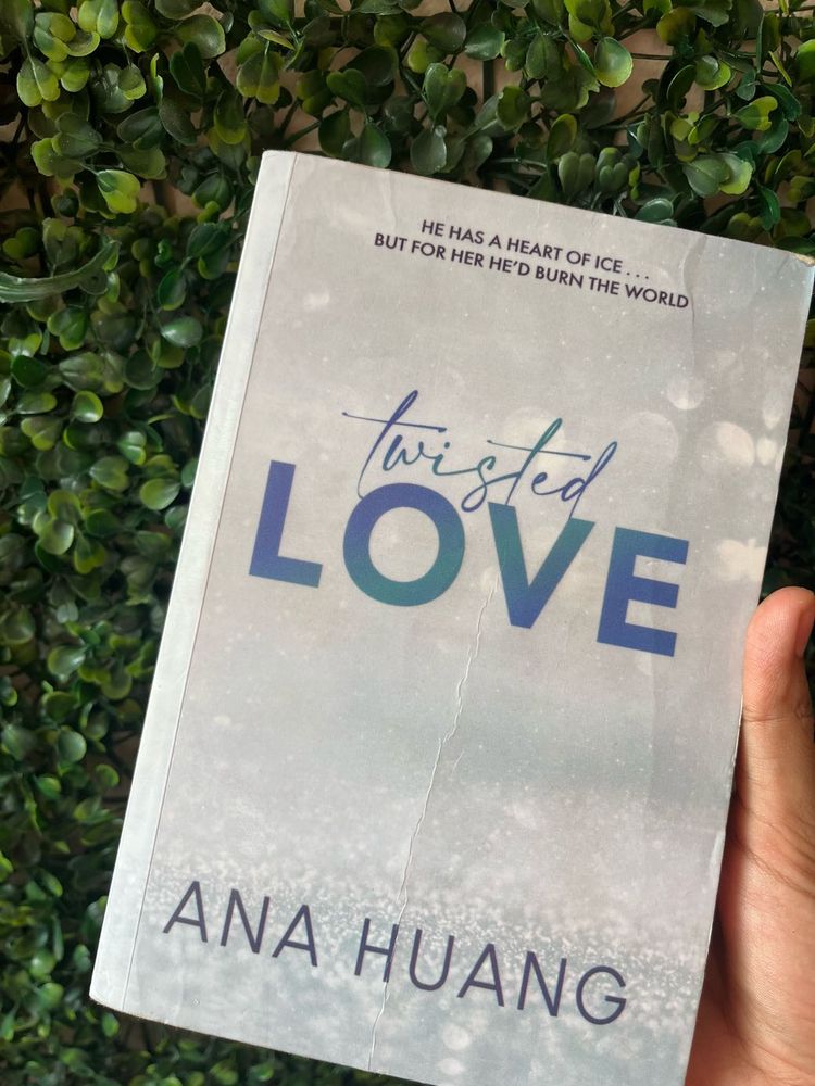 Twisted Love by Ana Huang — Like New, Read Once!