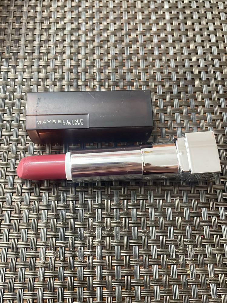 Maybelline Almond Pink Colour