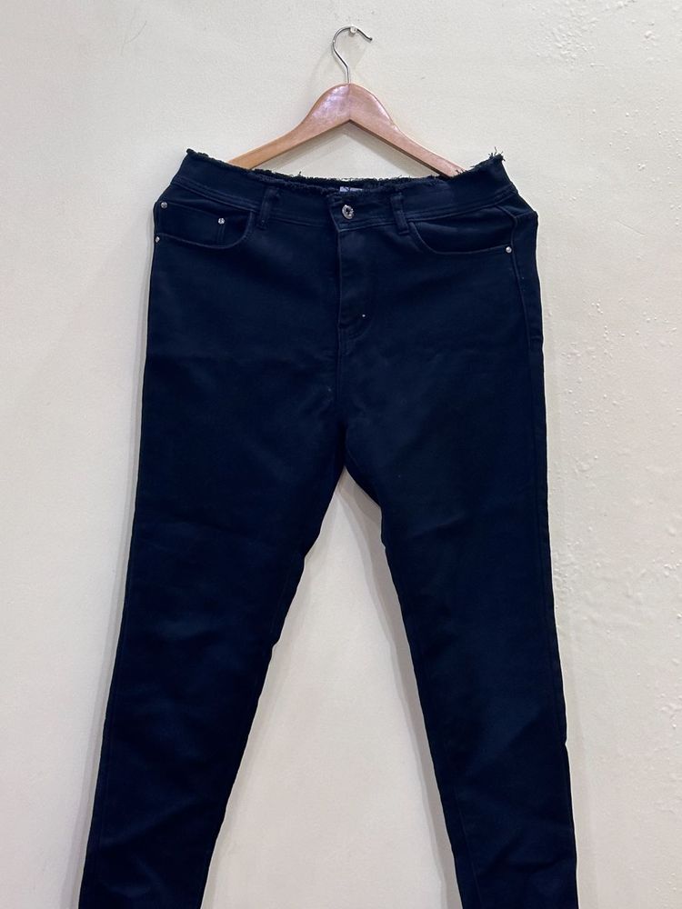 jet black Denim   Jeans in very good conditi