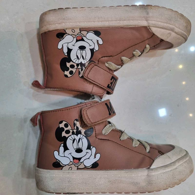 Kids Mickey Mouse Boots 🤎