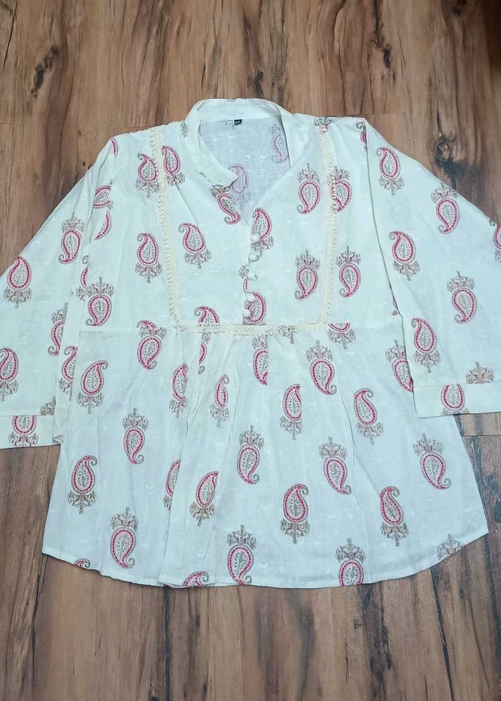 Ladies short Top