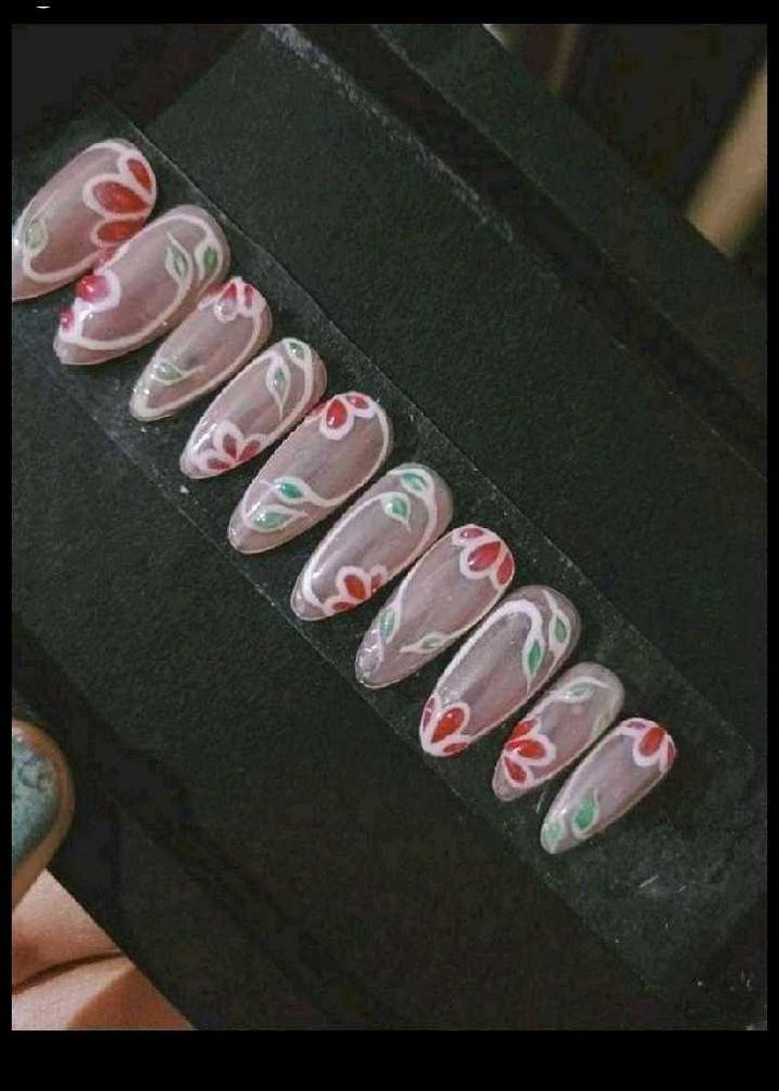 NAILS 💅