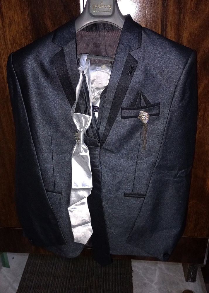 Men&#39;s Slim Fit Suit