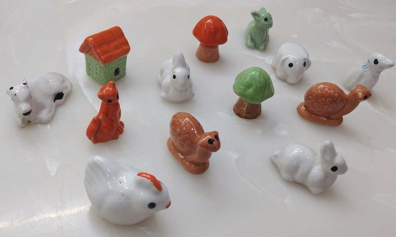 13 Ceramic Showpieces