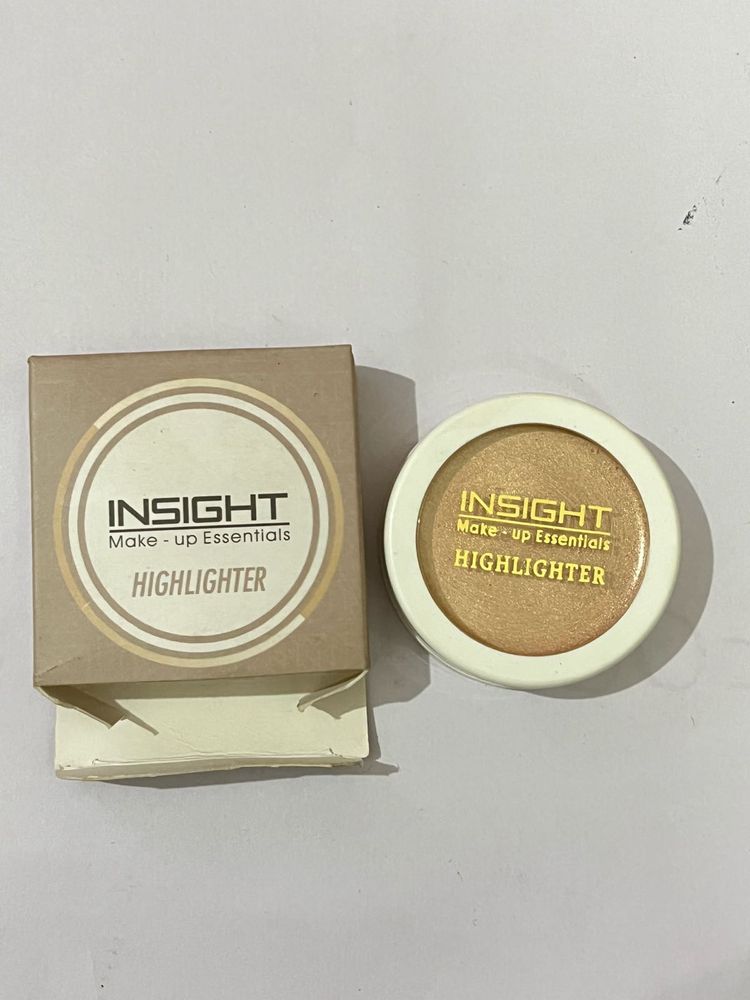 Insight Cosmetics Highlighter