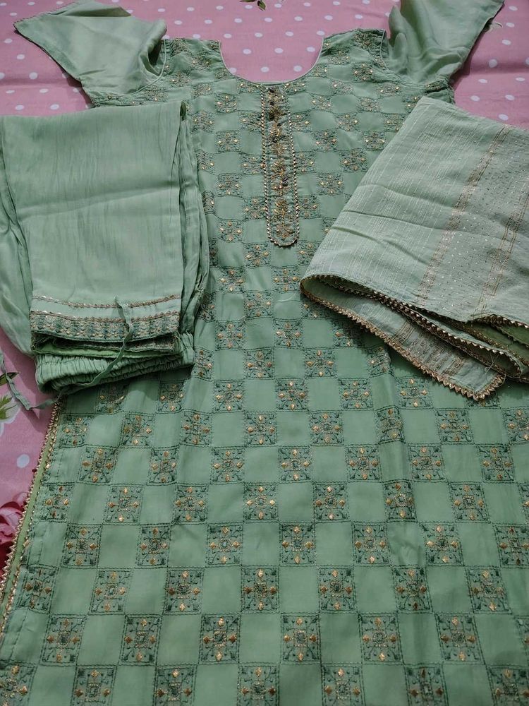 Embroidered Kurta Set