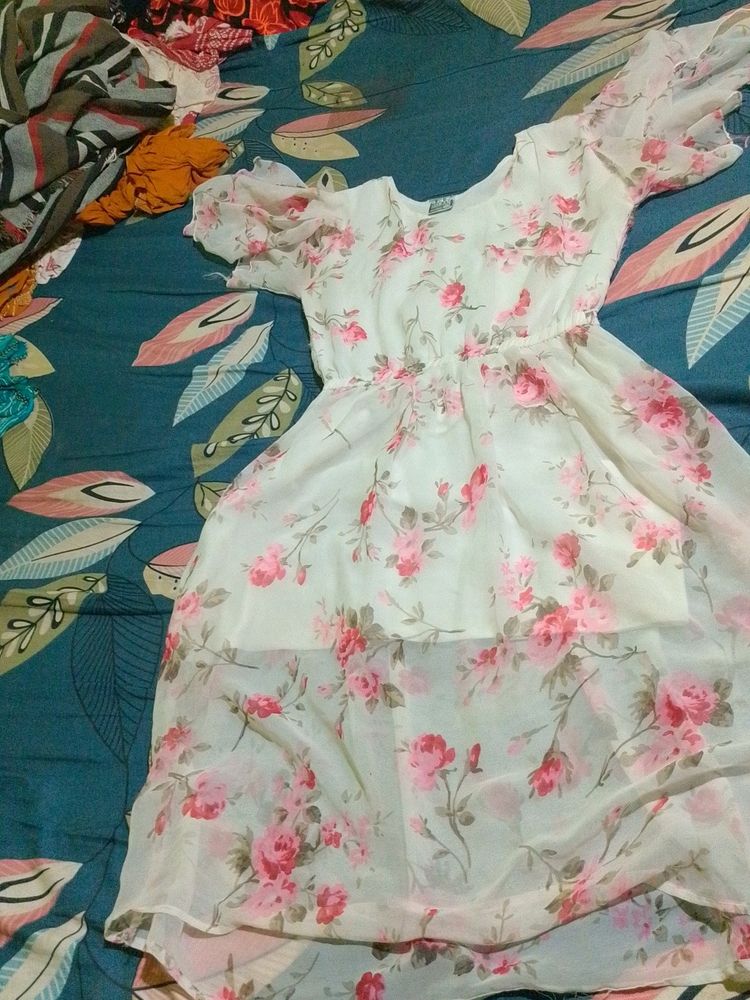 Jiso Bi Chahiye Wo Le Sakte Hai