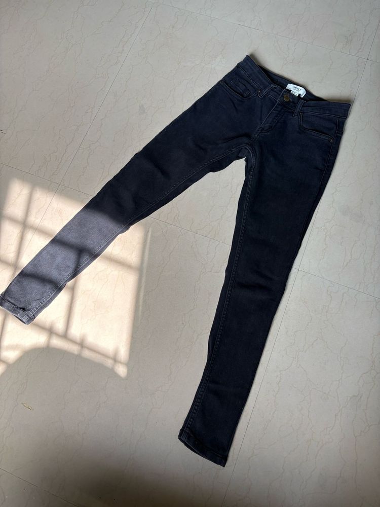 Forever 21 Faded Black