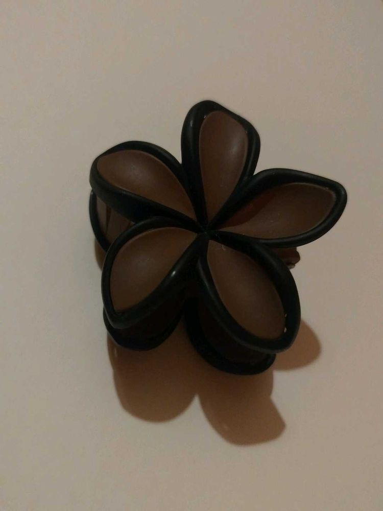 Flower Hair Claw Clip