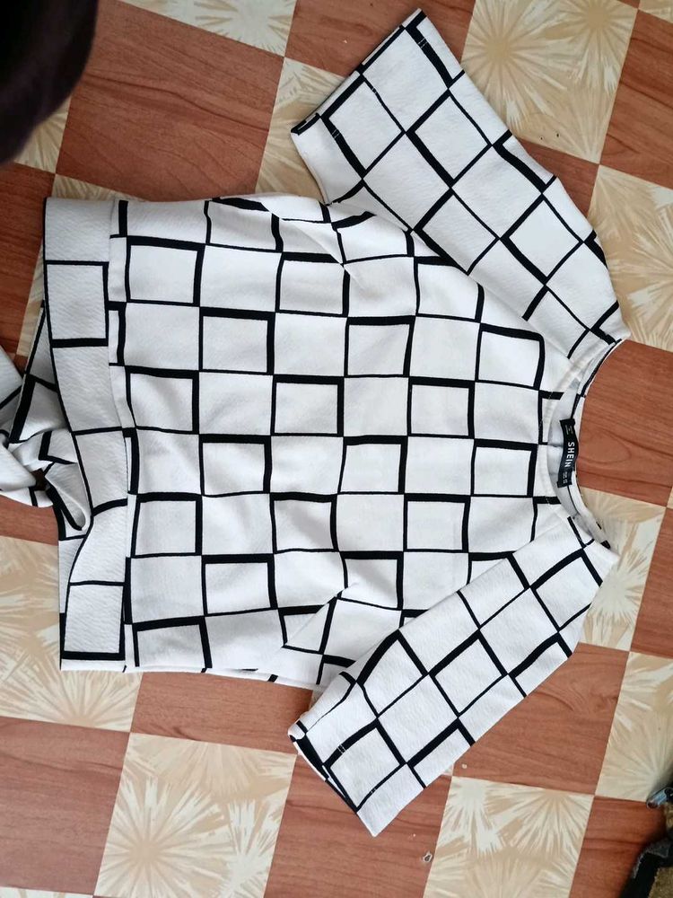 Checkered Crop Top