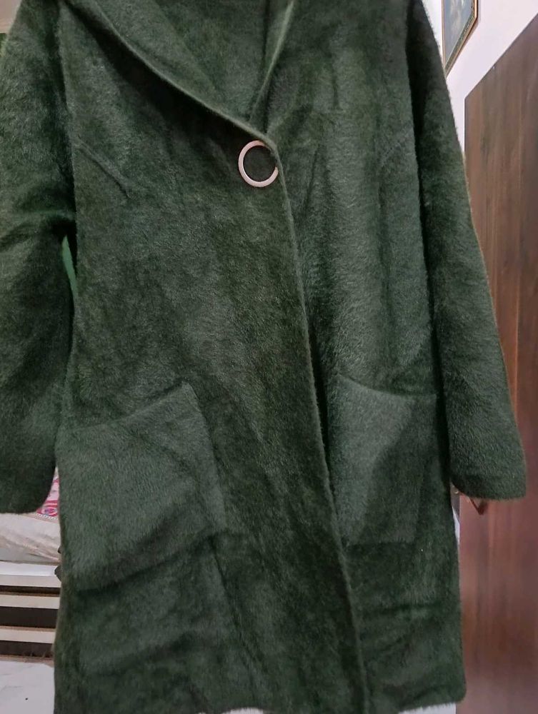 Woolen stretchable coat for women
