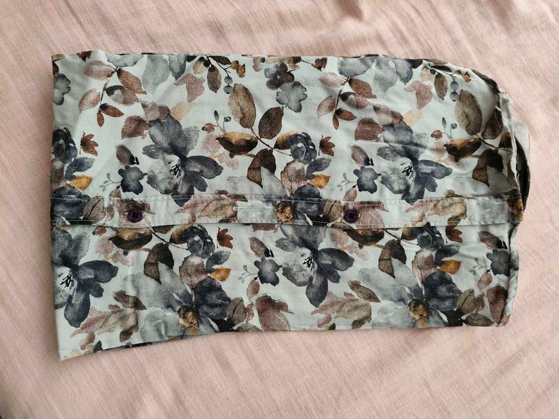 Floral Shirt For Casual Use