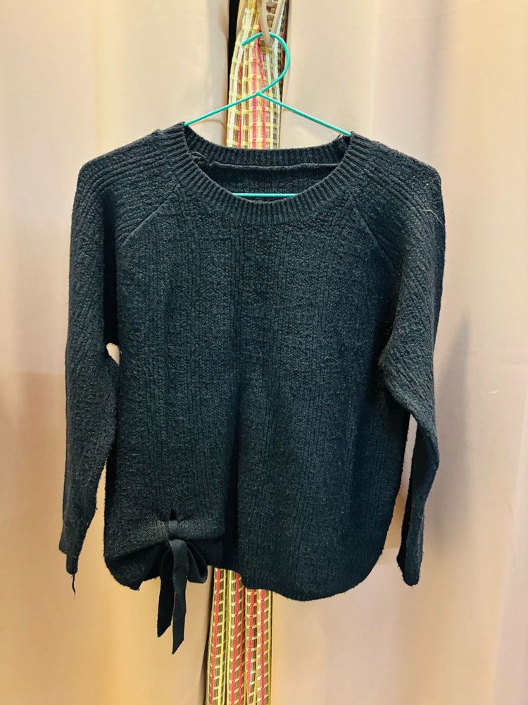 Navy Blue Knit Pullover Sweater