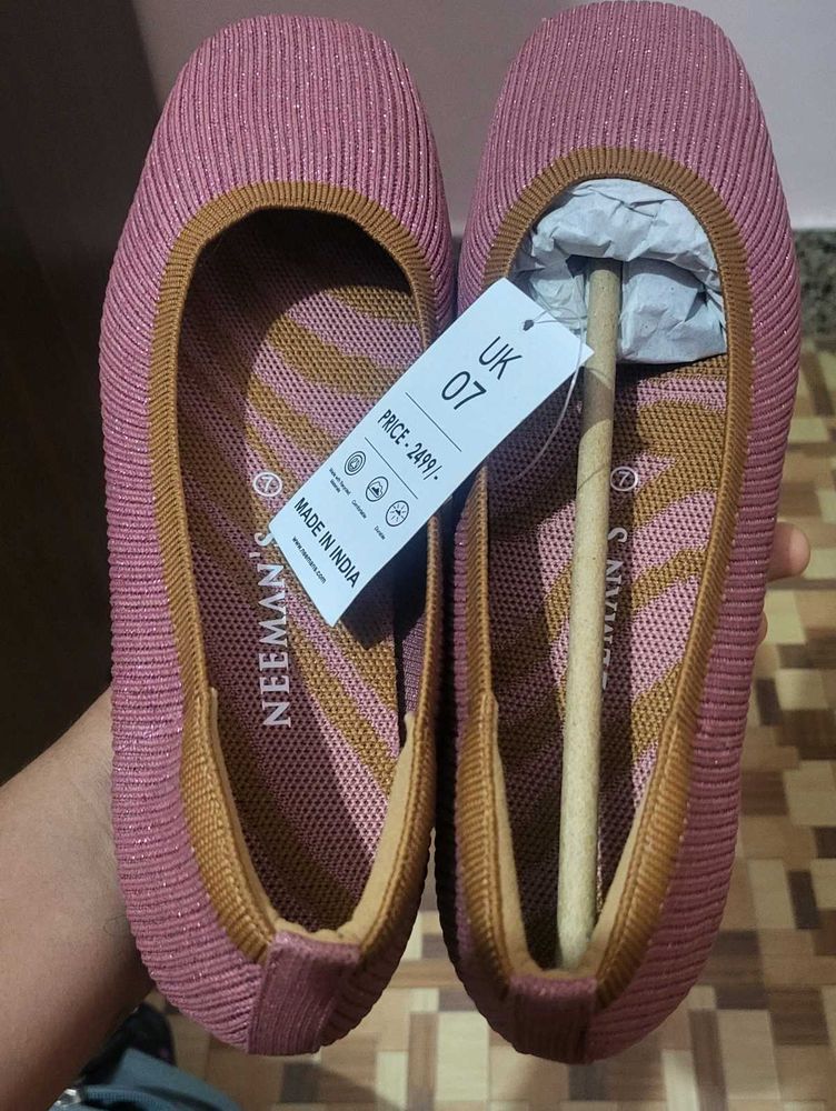 Neeman&#39;s Earth Pink Ballerinas