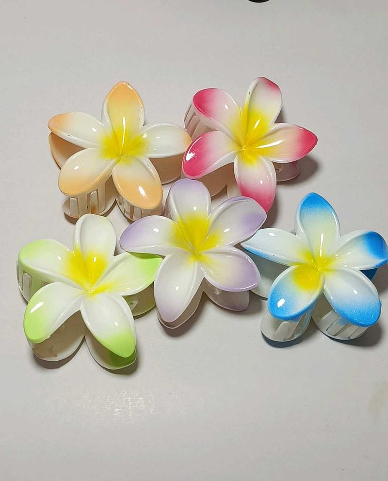 Flower Hair Claw Clips