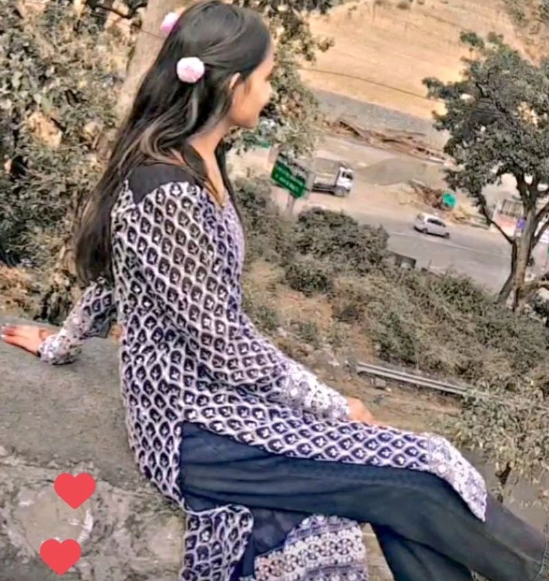 Very Beautiful Chicken Print Kurti 🖤